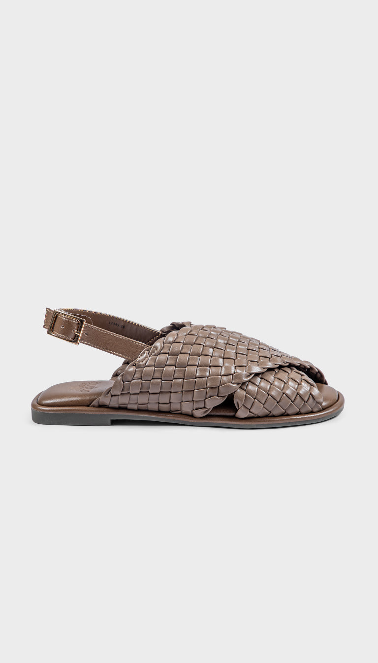 Nira Flat Sandal