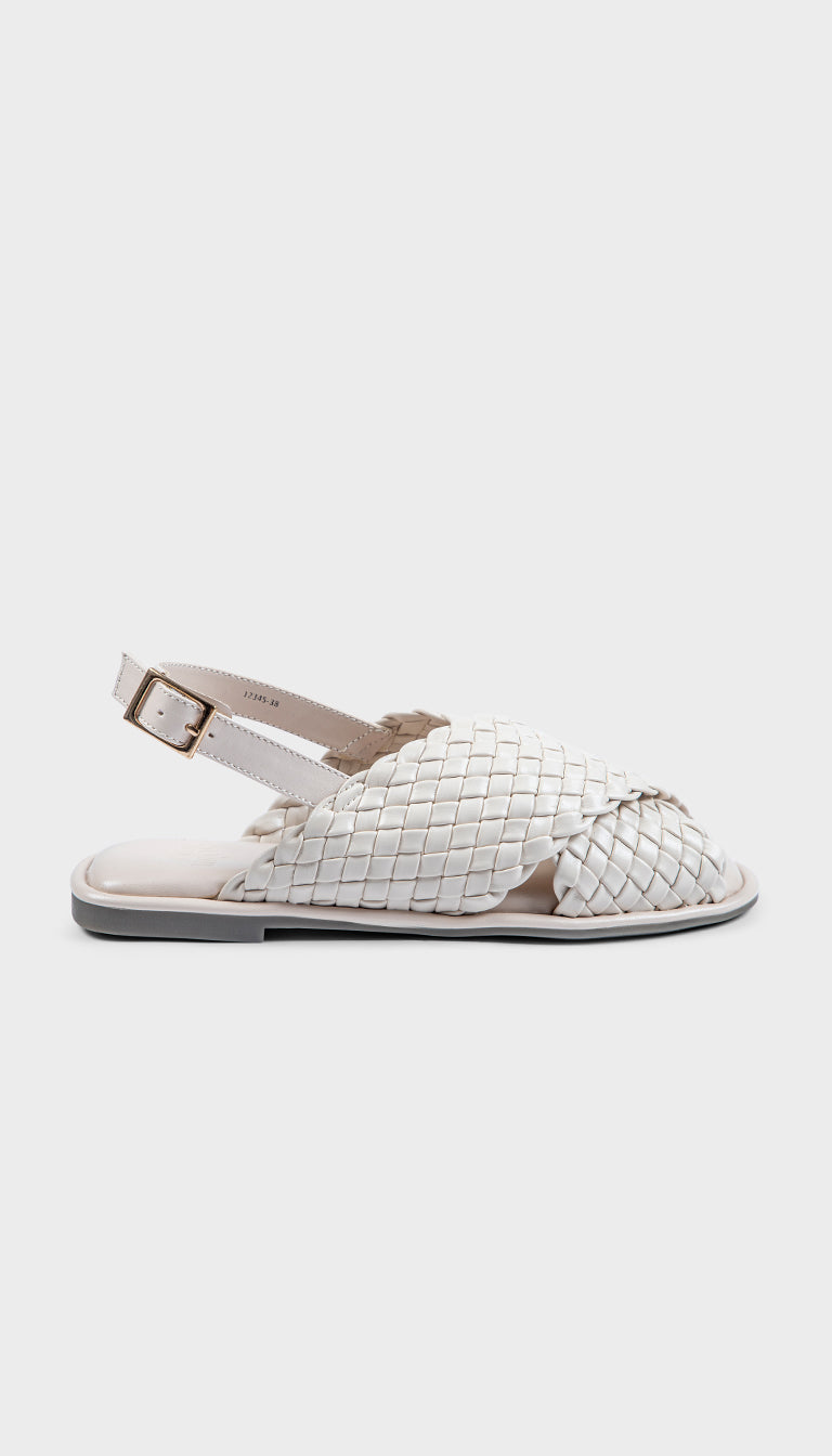 Nira Flat Sandal