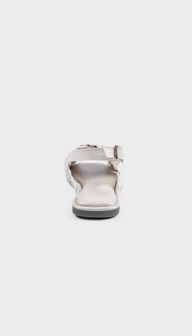 Nira Flat Sandal