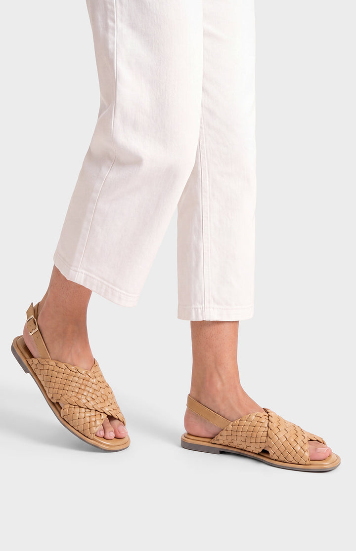 Nira Flat Sandal