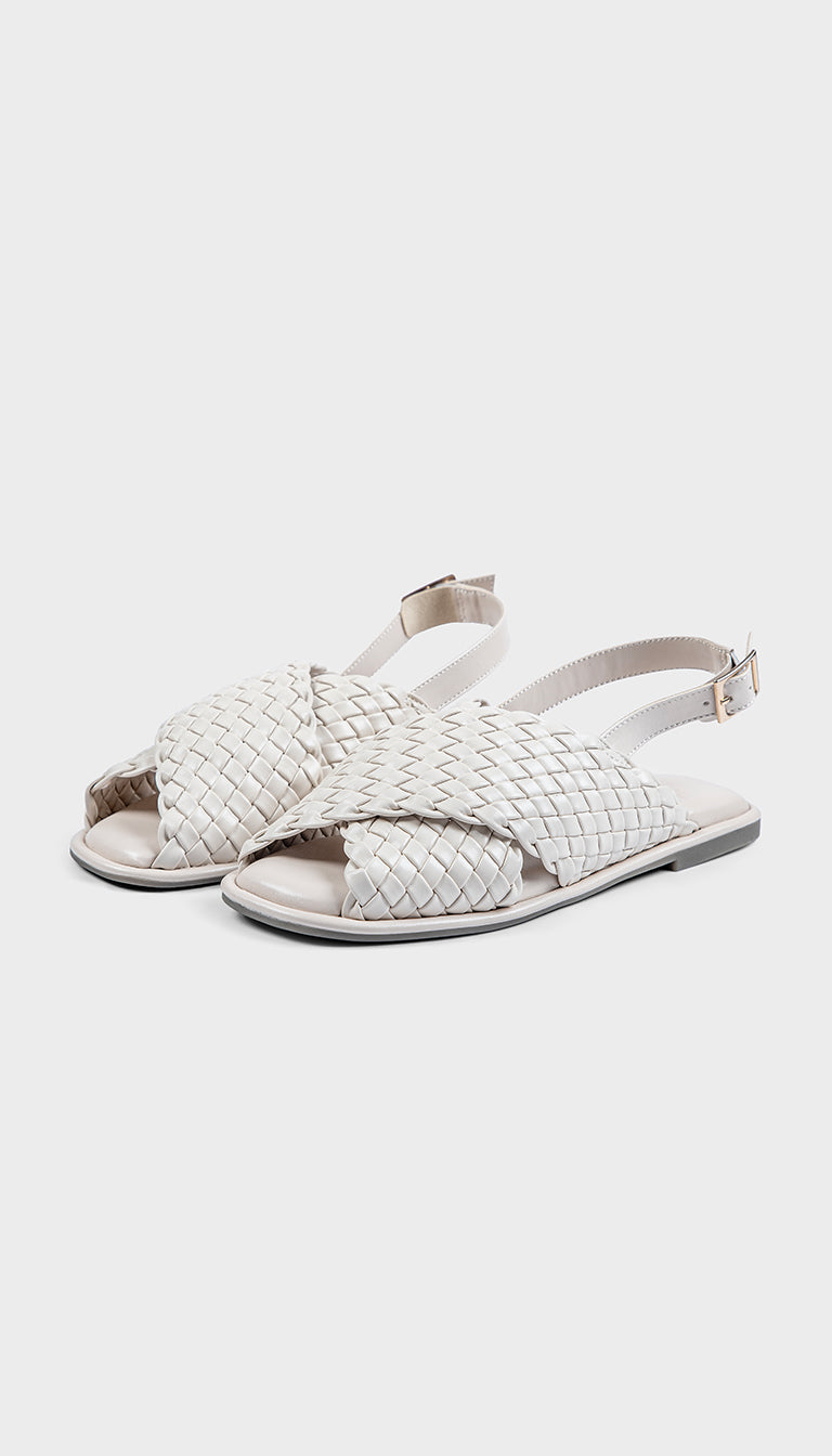 Nira Flat Sandal