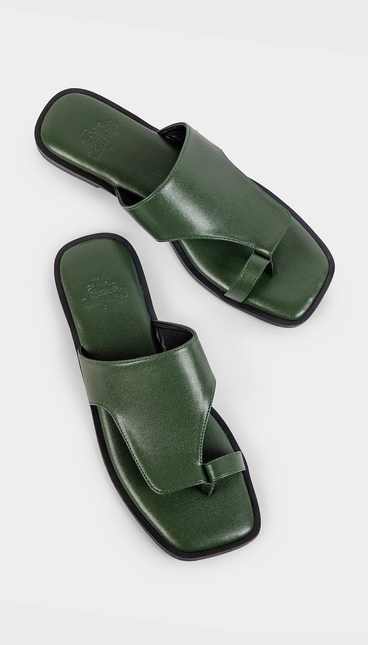 Nola Flat Sandal All The Things
