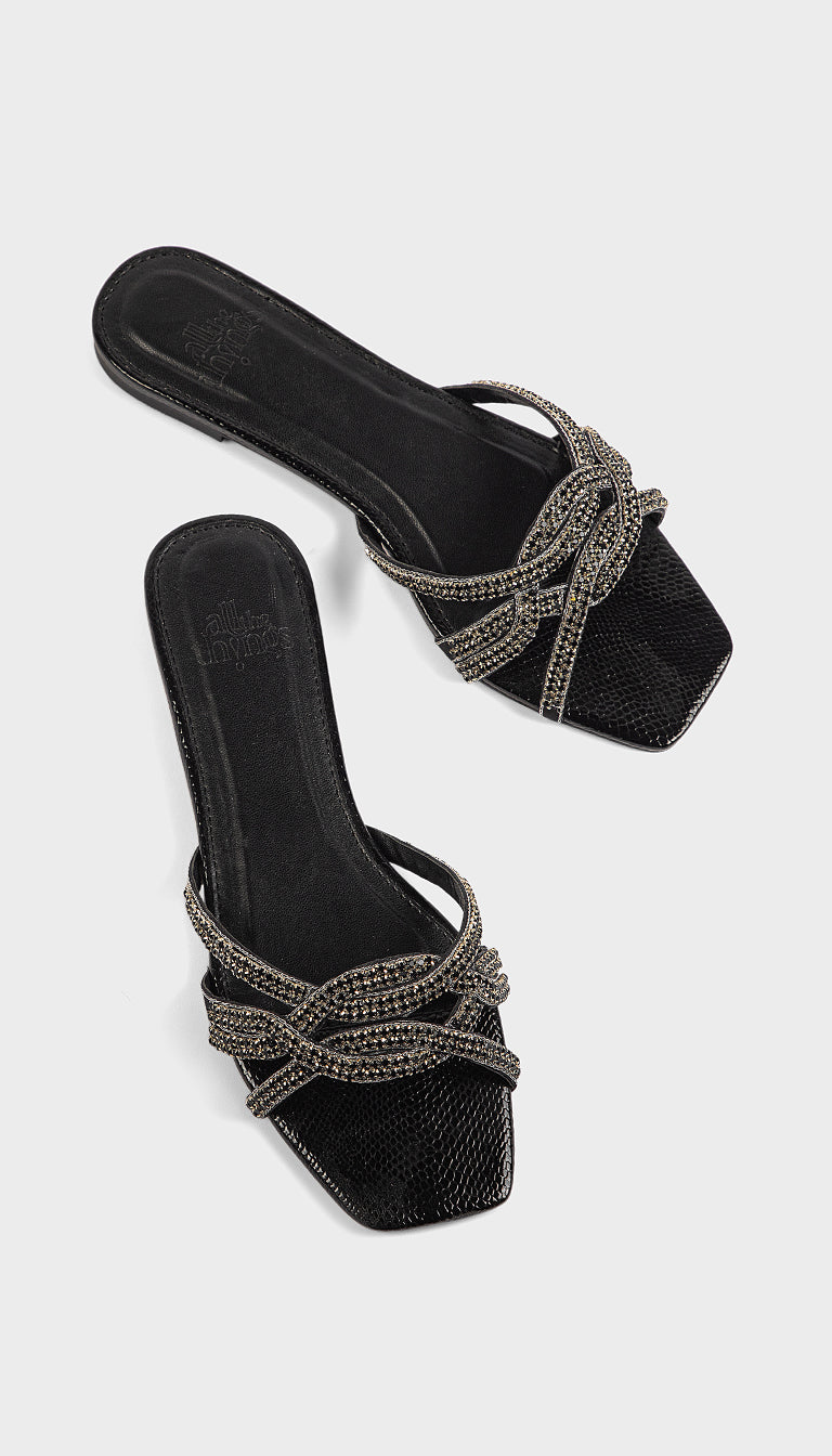 Zarqa Flat Sandal All The Things